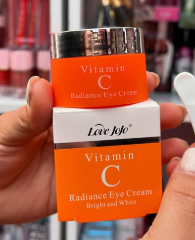 COMBO CREMA ANTIARRUGAS VITAMINA C LOVE JOJO Y LAVADO FACIAL DE REGALO